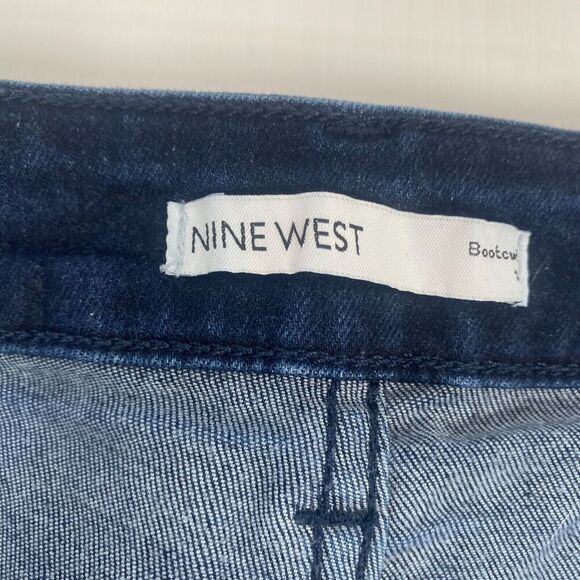 Nine West Jeans Bootcut Denim Women's Size 18 Blue 5-Pocket Mid Rise Medium Wash - Picture 13 of 16